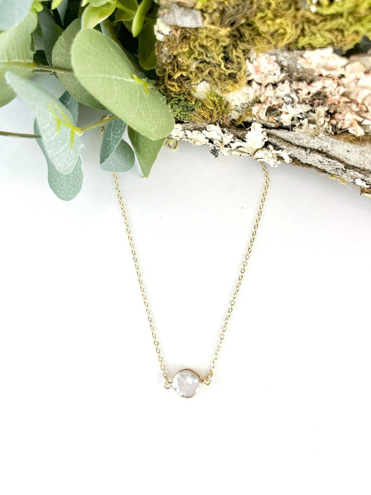 Chapel Choker: Cross