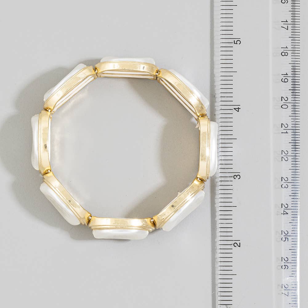 Oval Pearl Stretch Bracelet