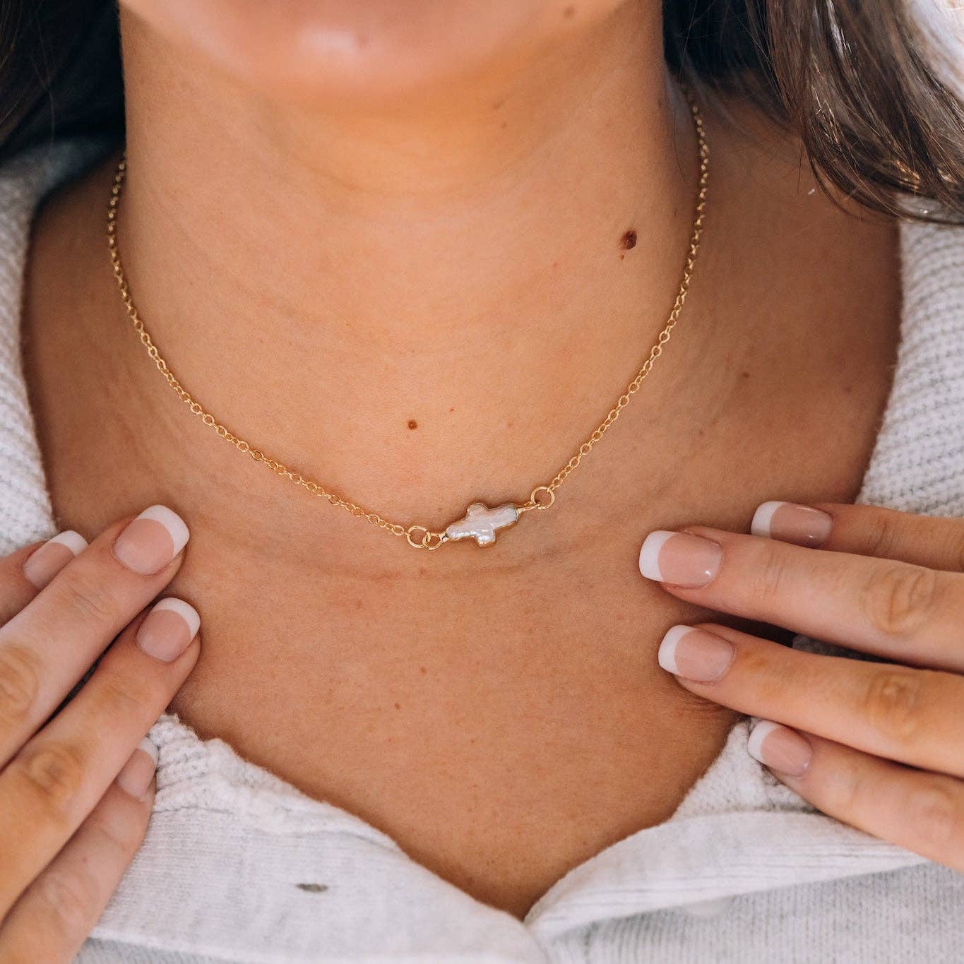 Chapel Choker: Cross