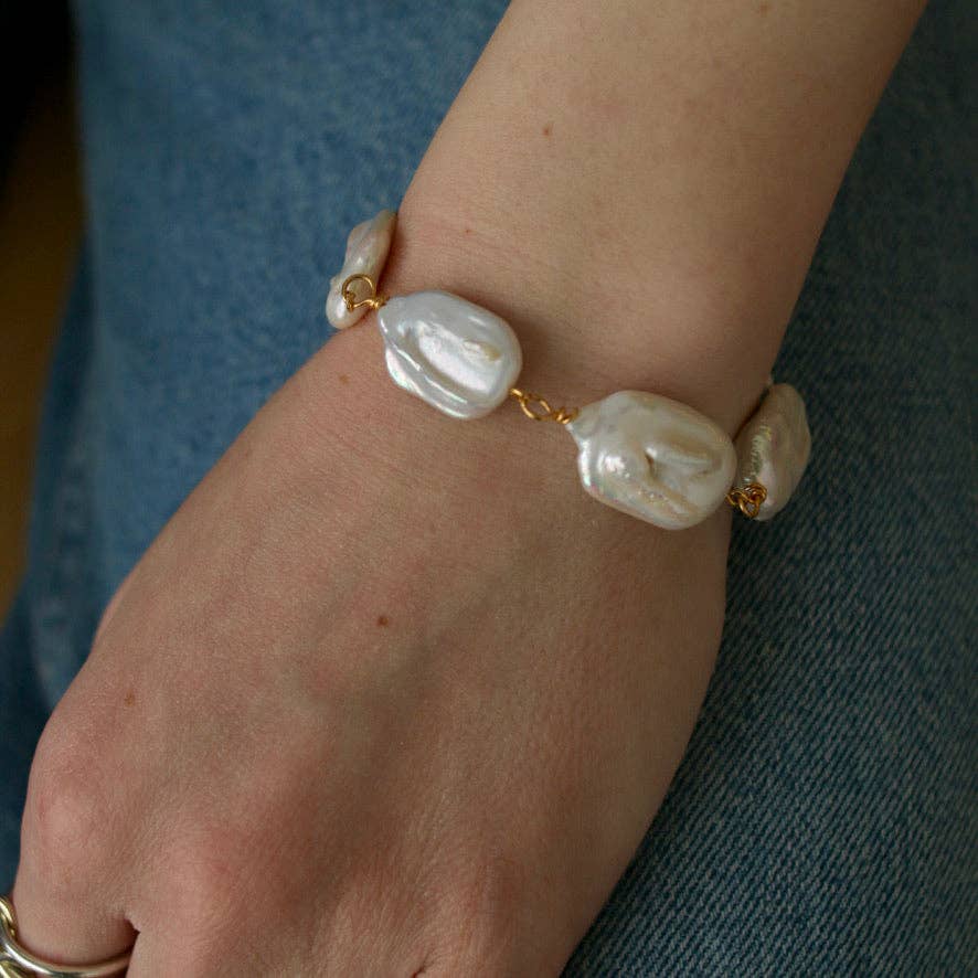 Precious Pearl Bracelet